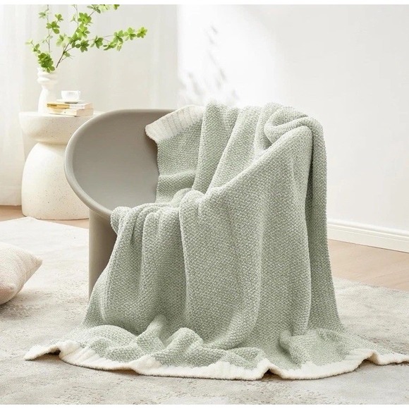 Snuggle Sac Twin Size Blanket Luxurious Microfiber, 60x80 Reversible Sage Green - Picture 2 of 7